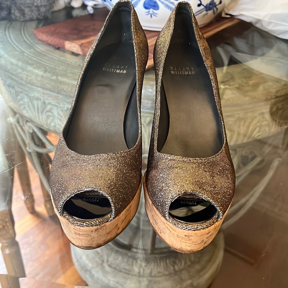 Stuart Weitzman Anna glitter peep toe wedges size 8
